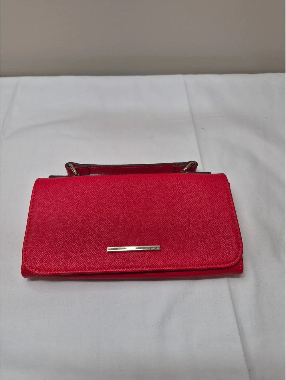 41 Hawthorne Red Faux Leather Clutch Wallet w/ Polka Dot Interior B465